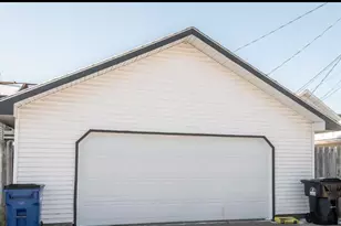 1022 Goold St, Racine, WI 53402 - Photo 14