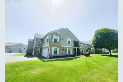 1134 N Sunnyslope Dr #204, Racine, WI 53406 - Photo 2