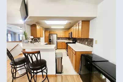 1134 N Sunnyslope Dr #204, Racine, WI 53406 - Photo 8
