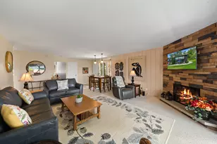 82 Red Chimney Rd, Geneva, WI 53147 - Photo 2