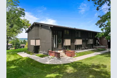 82  Red Chimney Rd #82-07, Geneva, WI 53147 - Photo 18