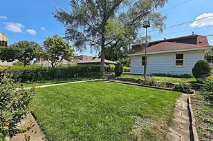 627 E Russell Ave, Milwaukee, WI 53207 - Photo 38