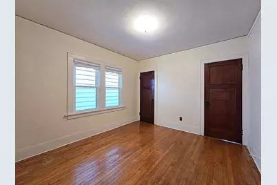 627 E Russell Ave, Milwaukee, WI 53207 - Photo 24