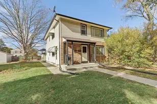 5323 N 27th St, Milwaukee, WI 53209 - Photo 2