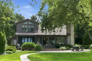 W277N2866 Oak St, Pewaukee, WI 53072 - Photo 1