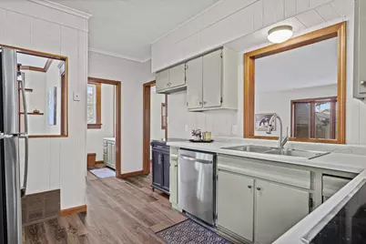421  Hill St, Sparta, WI 54656 - Photo 10