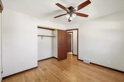 313  Mayfair Dr, Saukville, WI 53080 - Photo 20