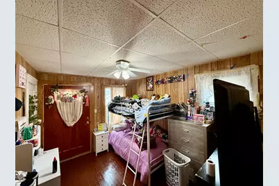 439 S 67th St, Milwaukee, WI 53214 - Photo 12