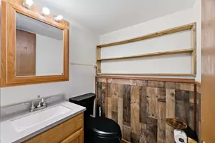 1315 Owen St, Racine, WI 53404 - Photo 18