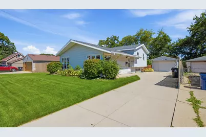 1315  Owen St, Racine, WI 53404 - Photo 2