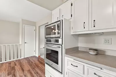 181  Highview Dr, Cedarburg, WI 53012 - Photo 18