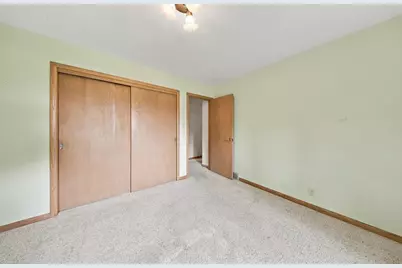 181  Highview Dr, Cedarburg, WI 53012 - Photo 26
