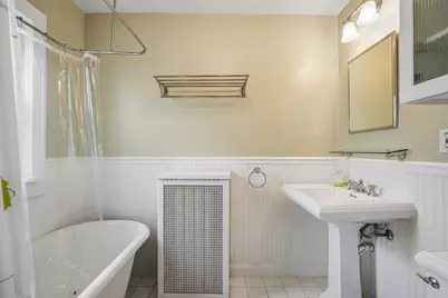 3424 N Summit Ave, Milwaukee, WI 53211 - Photo 28