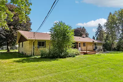 1555  Valley Ridge Dr, Brookfield, WI 53005 - Photo 54