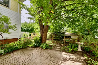 2851 S Lenox St, Milwaukee, WI 53207 - Photo 42