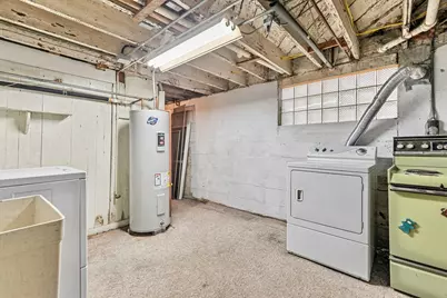 2851 S Lenox St, Milwaukee, WI 53207 - Photo 34