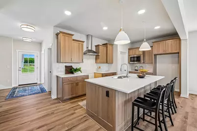 9901 N Migratory Ln, Mequon, WI 53097 - Photo 22