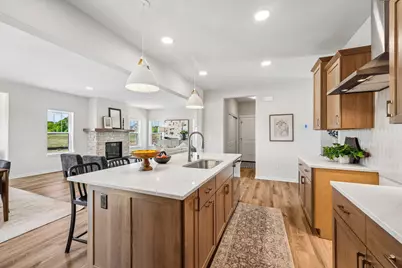 9901 N Migratory Ln, Mequon, WI 53097 - Photo 20