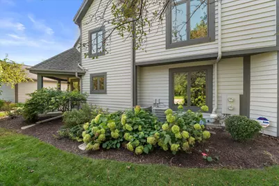 S74W17692  Harbor Cir, Muskego, WI 53150 - Photo 58