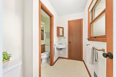 2533 N 113th St, Wauwatosa, WI 53226 - Photo 20