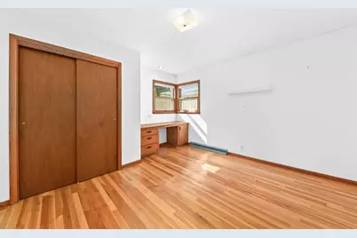 2533 N 113th St, Wauwatosa, WI 53226 - Photo 16