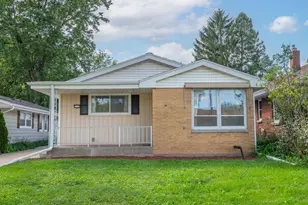 2533 N 113th St, Wauwatosa, WI 53226 - Photo 1