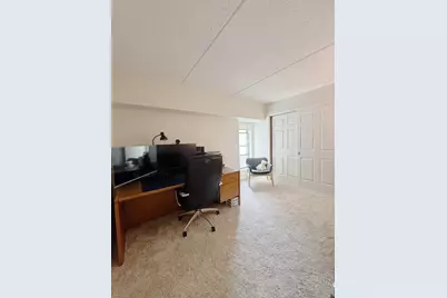 270 E Highland Ave #1042, Milwaukee, WI 53202 - Photo 24