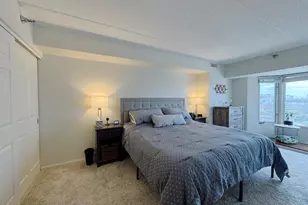 270 E Highland Ave, Milwaukee, WI 53202 - Photo 16