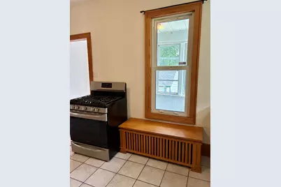 8860 S 5th Ave, Oak Creek, WI 53154 - Photo 10