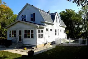 8860 S 5th Ave, Oak Creek, WI 53154 - Photo 2