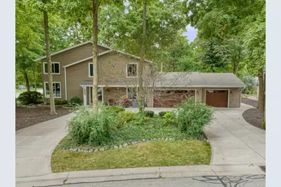 4665 S Delphine Dr, New Berlin, WI 53151 - Photo 1