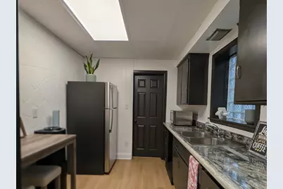 1107 W Oklahoma Ave #1, Milwaukee, WI 53215 - Photo 18