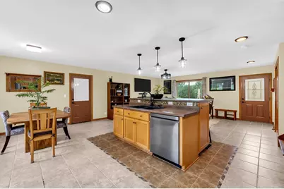 W242S7070  Cameron Dr, Vernon, WI 53189 - Photo 10