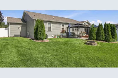 901  Casey Dr, Watertown, WI 53094 - Photo 30