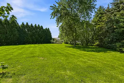 2639  Black Fox Ct, Sheboygan, WI 53081 - Photo 32