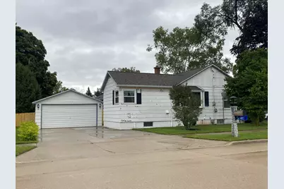 4022  Delta St, Manitowoc, WI 54220 - Photo 1