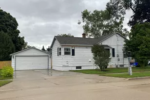 4022 Delta St, Manitowoc, WI 54220 - Photo 1