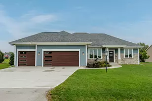 615 Bark River Way, Dousman, WI 53118 - Photo 2
