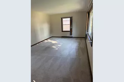 4029 N 72nd St, Milwaukee, WI 53216 - Photo 2