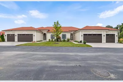 1611  Vico Pass #22, Oconomowoc, WI 53066 - Photo 1