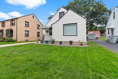 3805 S 21st St, Milwaukee, WI 53221 - Photo 4