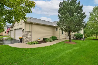 S70W15265  Honeysuckle Cir, Muskego, WI 53150 - Photo 2