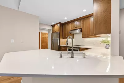 S70W15265  Honeysuckle Cir, Muskego, WI 53150 - Photo 8