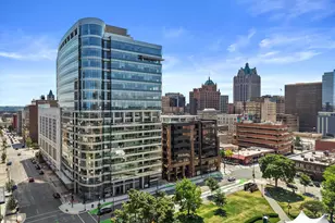545 E Wells St, Milwaukee, WI 53202 - Photo 2