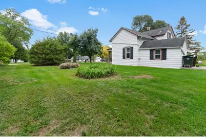 5245 S Martin Rd, New Berlin, WI 53146 - Photo 38