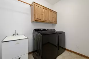 1326 Two Rivers Ct, Mukwonago, WI 53149 - Photo 28