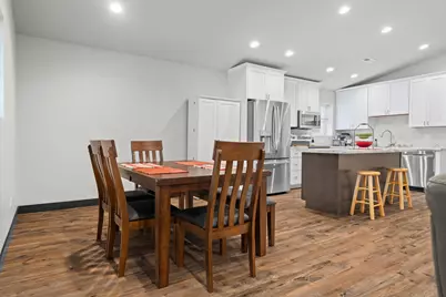 2829  Hamilton St, La Crosse, WI 54603 - Photo 8