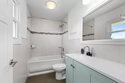 1096 E Libby Ct, Oak Creek, WI 53154 - Photo 14