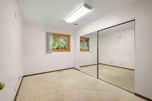 5805 Yorkshire Rd, Madison, WI 53711 - Photo 14
