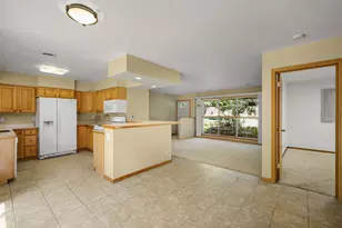5805 Yorkshire Rd, Madison, WI 53711 - Photo 10